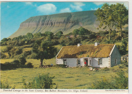 Sligo, Thatched Cottage In The Yeats Country, Ben Bulben Mountain - Sligo