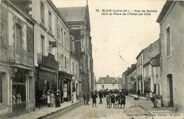 Blain * La Rue De Nantes Vers La Place De L'hôtel De Ville * Tailleur DAVID * Commerce Mode A LA SEMEUSE - Blain