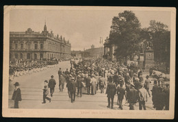 BERLIN  UNTER DEN LINDEN  AUFZIEHEN DER SCHLOSSWACHE   2 SCANS - Mitte