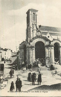 TALMONT Les Halles Et L'église - Talmont Saint Hilaire