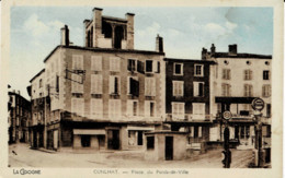 ""63 - Puy De Dôme - Cunlhat - Place Du Poids De Ville - Cunlhat