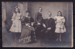 1800 VIEILLE PHOTO FAMILLE BONJEAN - SURREALISME - TRUQUEE ( Regardez La Tête De La Fille à Gauche ) MARGUERITE BONJEAN - Antiche (ante 1900)