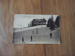 LE PAILLY DE GEX - LES SPORTS D HIVER - LES CHAMPS DE NEIGE - SKIEURS ET CHALET - Gex