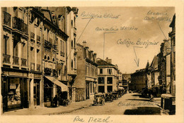Verdun * La Place Mazel * Commerces Magasins - Verdun