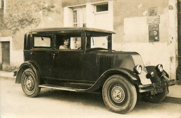 Automobile Ancienne De Marque RENAULT Modèle Type Renault NN2 De 1929 * Carte Photo * Auto Voiture - Passenger Cars