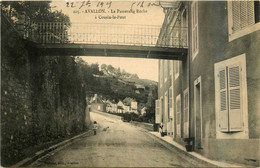 Avallon * Rue * La Passerelle Roche , Faubourg Quartier Cousin Le Pont - Avallon