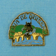 1 PIN'S //  ** FÉRIA DE QUISSAC / GARD / OCCITANIE ** - Corrida