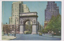 AK 034082 USA - New York City - Washington Square - Plaatsen & Squares