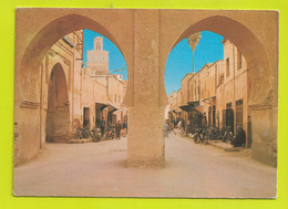 Maroc MARRAKECH N°32 Bab Agnaou Mobylettes Vélos VOIR DOS - Marrakech