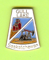 Pin's Ville De La Saskatchewan Gull Lake - 3II12 - Villes