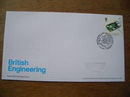 British Engineering Le Micro-ordinateur Raspberry Pi Aide à Enseigner La Programmation, Ingénierie Britannique - 2011-2020 Decimal Issues