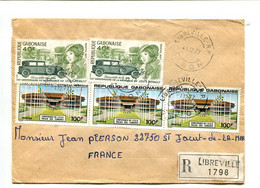 Delcampe - GABON Libreville 1977 - Affranchissement Sur Lettre Recommandée Par Avion - Automobile Renault - Gabon (1960-...)