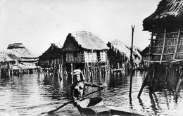 Dahomey - CPSM - Villages Lacustres Du Lac Nokoue - Jeune Femme Seins Nus - Barque - 1970 - Cachet Cotonou - Scan Verso - Dahomey