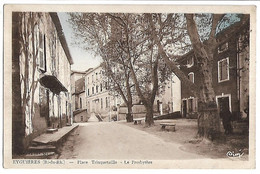 EYGUIERES - Place Trinquetaille - Le Presbytère - Eyguieres