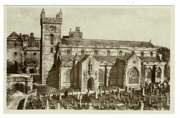 Ref 1521 - Early Postcard - St Michael's Church Linlithgow - West Lothian Scotland - West Lothian