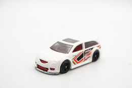 Delcampe - Hot Wheels Mattel Audacious -  Issued 2016, Scale 1/64 - Matchbox (Lesney)