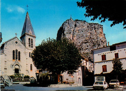 Castellane * La Place Du Village * Hôtellerie Hôtel - Castellane
