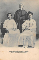 ¤¤  -  COREE   -  Jeune Prêtre Coréen, Son Père Et Sa Mère   -  Religieux     -  ¤¤ - Corée Du Sud