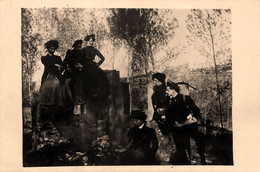 Marseille * Carte Photo 1910 * Femmes élégantes Et Chasseur Alpin ? - Non Classés