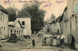 Orchamps * La Grande Rue Du Village Bas * Villageois * Lavoir ? - Autres & Non Classés