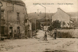 Marey Sur Tille * La Place De La République * Postes Ptt - Autres & Non Classés