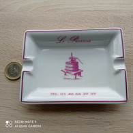 Cendrier Publicitaire LE PRESSOIR - Porcelaine PILLIVUYT - Ashtrays