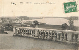 NEVERS : LA LOIRE, VUE DES PETITS JARDINS - Nevers