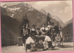 Autriche Tyrol - ST. ANTON - Photo Originale Par Anstall Rud. Mathis, Landeck - Groupe De Musiciens - Autographes - 1955 - St. Anton Am Arlberg