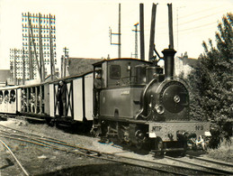 Pithiviers * Le Musée Des Transports * La Locomotive MEUSE Tirant Le Tortillard * Train * Ligne Chemin De Fer - Pithiviers