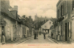 Courtalain * La Rue Basse Du Village * Villageois - Courtalain