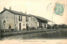 Saintville * Sainville * Vue Sur La Gare * Ligne Chemin De Fer * Wagons - Autres & Non Classés