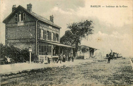 Barlin * Intérieur De La Gare Du Village * Train Locomotive * Ligne Chemin De Fer - Barlin