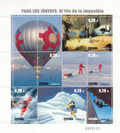 Spain 2005 Para Los Jovenes / With Antarctica Stamps Sheetlet ** Mnh (57498A) - Blocs & Hojas