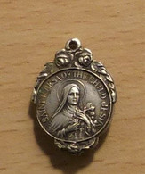 Médaille De Sainte Thérèse De L'Enfant Jésus - Religion & Esotérisme
