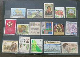 New Zealand  - Selection Of 31 Stamps - USED. (D) - Colecciones & Series