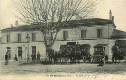 St Raphaël * Vue Sur La Gare Du Village * Attelage Automobile Voiture Ancienne * Ligne Chemin De Fer - Saint-Raphaël