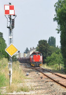 CPM 85 - Train VFLI CHANTONNAY Gare SNCF Signaux Mécaniques - Chantonnay