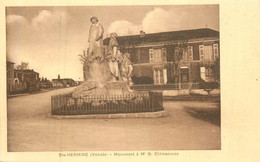 SAINTE HERMINE Monument à G. Clémenceau - Sainte Hermine