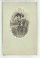 DUE DONNE CON ABITO D'EPOCA ILLUSTRATE - NV FP - 1900-1949