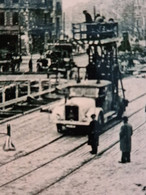 Foto Aus Dem Kriegszerstörten Berlin, Ort Unbekannt, Bauarbeiten An Straßenbahnlinie, S/w-Fotoabzug 10 X 15 Cm - Luoghi