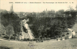 Paris * 19ème * Les Buttes Chaumont * Vue Panoramique Du Chemin De Fer * Passage Du Train - Paris (19)