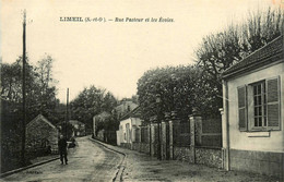 Limeil * La Rue Pasteur Et Les écoles Du Village - Limeil Brevannes