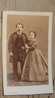 CDV Petit Format Couple A Identifier, Photo DISDERI ................ 250.......... Class-102 - Old (before 1900)