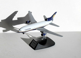 AIRBUS 321-131 – AVION DE LIGNE CALEDONIAN AIRLINES – ECH 1/460 AIRWAYS AIRPLANE - ANCIEN MODELE AERONEF    (310821.7) - Aerei E Elicotteri