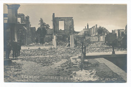 TERMONDE DENDERMONDE  TOMBEAU DE 2 CIVILS ET MAISON DE Mr. VAN ROY  ( Moederkaart)  ,, FOTOKAART,, COPYRICHT  2 SCANS - Dendermonde