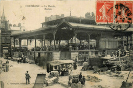 Compiègne * Vue Sur La Halle Du Marché * Les Halles * Foire Marchands * Camion Camionnette - Compiegne