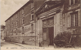 17 - Saintes (Charente Maritime) - Façade Du Collège De Garçons - Saintes