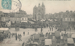 AU  208  /C P A    - LE NEUBOURG  (27)  LA PLACE UN JOUR DE MARCHE PARTIE OUEST - Le Neubourg