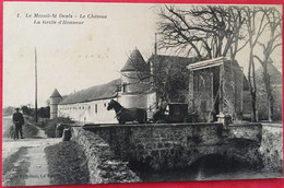 3 CPA Le Mesnnil Saint-Denis, Le Chateau, Dont Deux Animées (la Grille D'honneur, Les Pelouses) - Le Mesnil Saint Denis