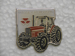 Pin's Transports Engin Agricole TRACTEUR MASSEY FERGUSON - Badge Pin Agriculture - Transport